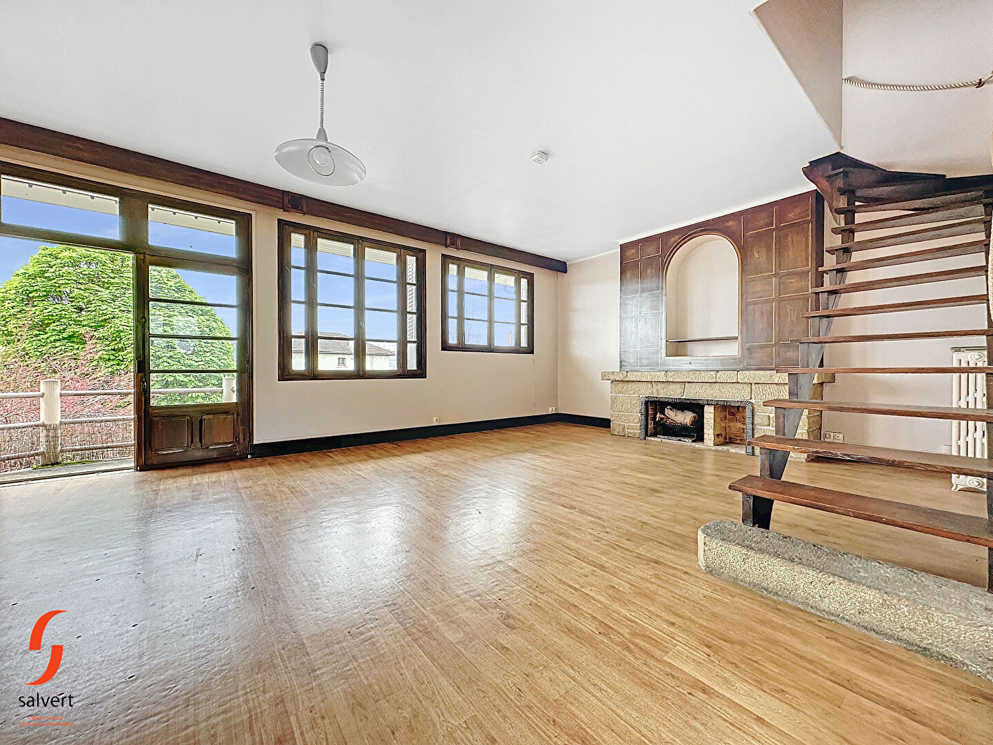 A vendre Maison 4 chambres avec appartement de 66 m\u00b2 5\/18