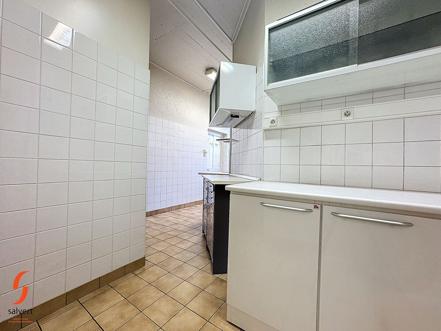 A vendre Maison 4 chambres avec appartement de 66 m\u00b2 18\/18
