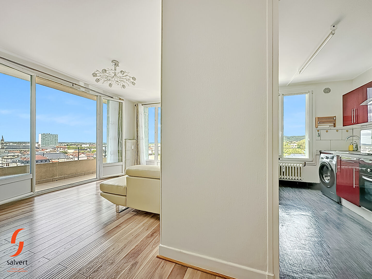 A vendre Appartement 2 chambres avec ascenceur. 8\/15