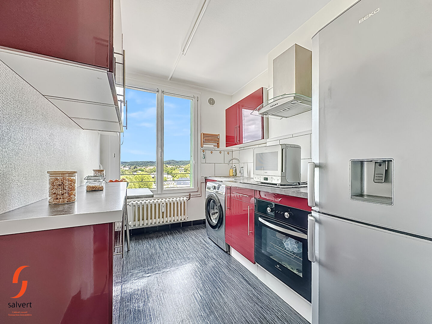 A vendre Appartement 2 chambres avec ascenceur. 9\/15