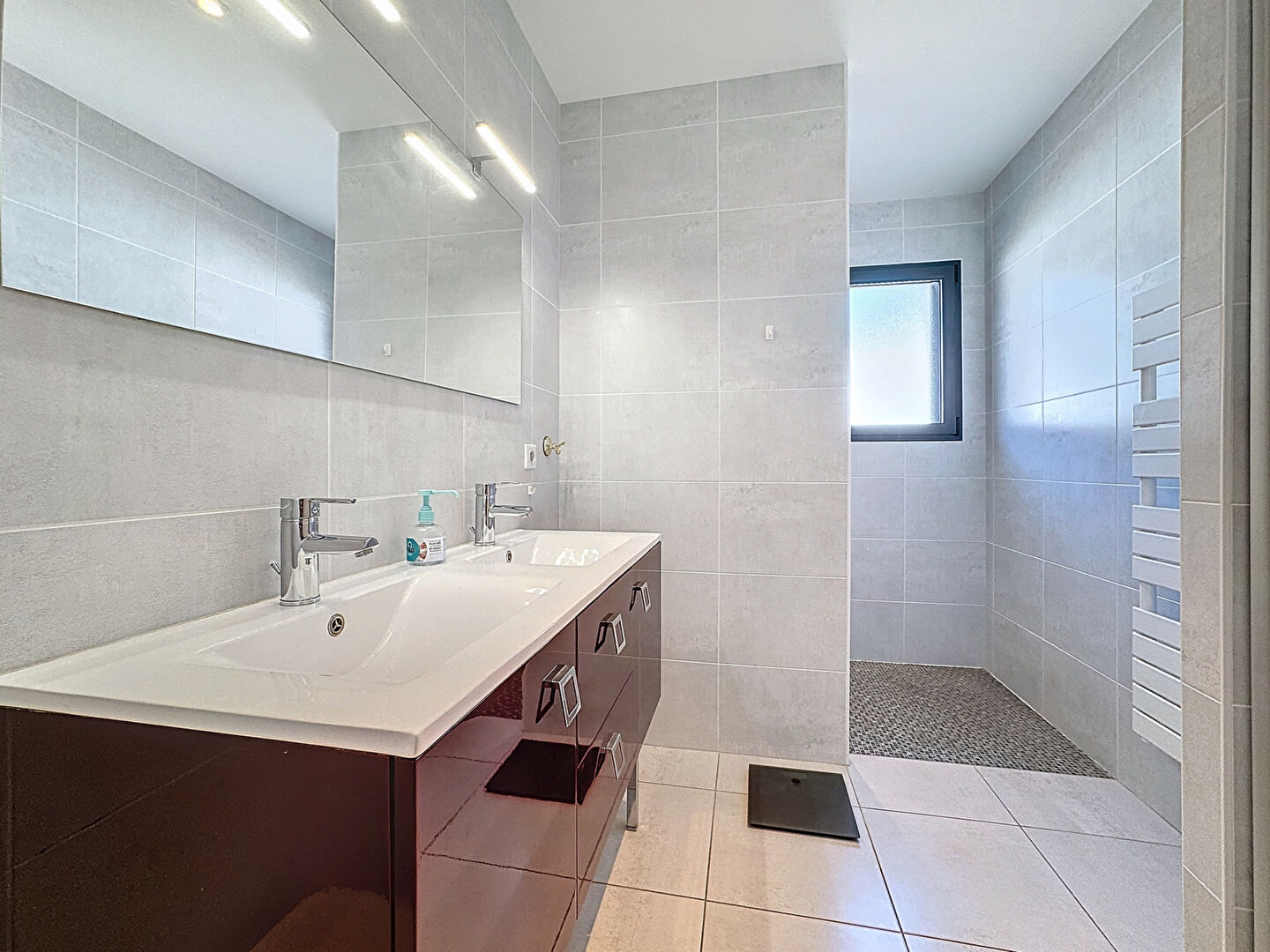 Maison Traditionnelle - 3 chambres - 121,39m\u00b2  - Challans 12\/18